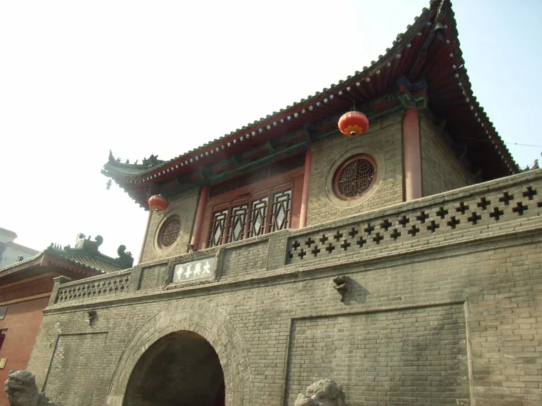 西安大兴善寺的山门旧影