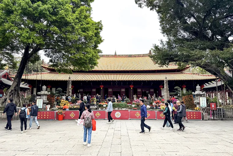 广州光孝寺大雄宝殿与殿前院落